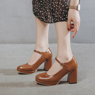 Damen Mary Jane Pumps mit elegantem Blockabsatz und praktischem Riemchen W&W