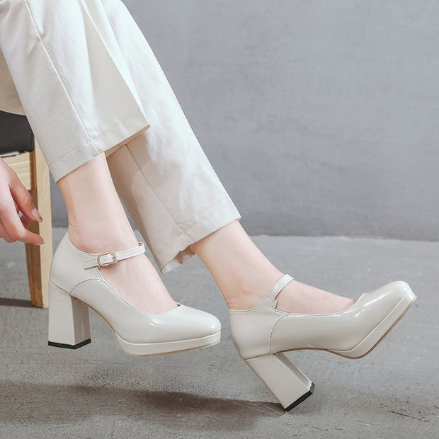 Damen Mary Jane Pumps mit elegantem Blockabsatz und praktischem Riemchen W&W
