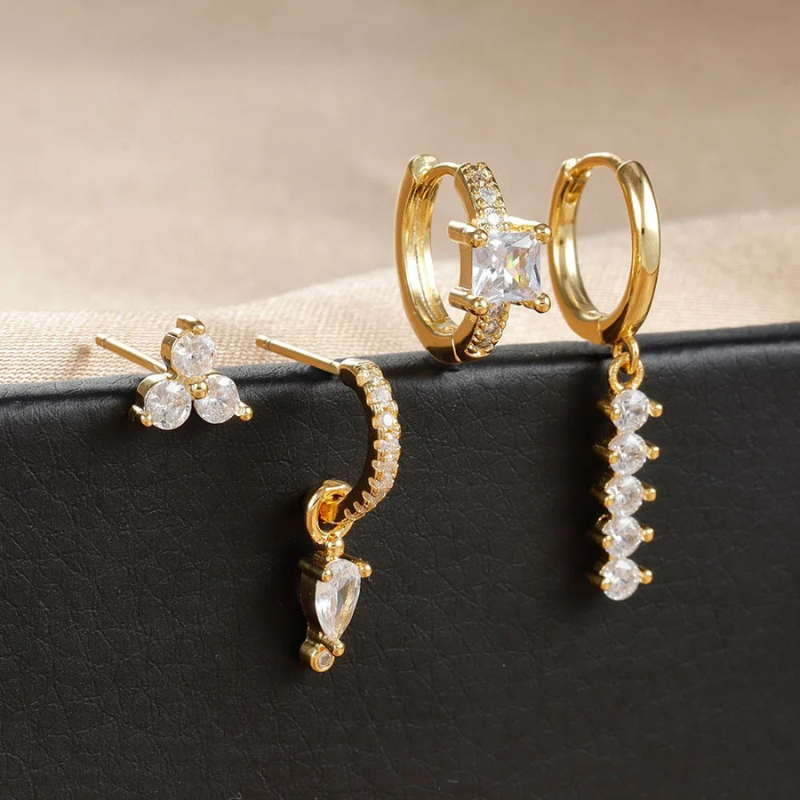 WW | Moderne Goldene Ohrringe Satz Zirkon
