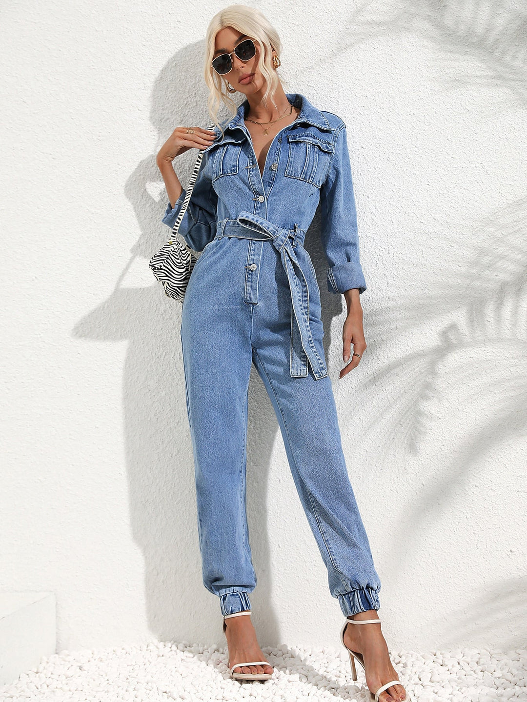 W&W Mode | Denim Overall Knopfront Klappentaschen Passender Gürtel Gekrempelte Ärmel