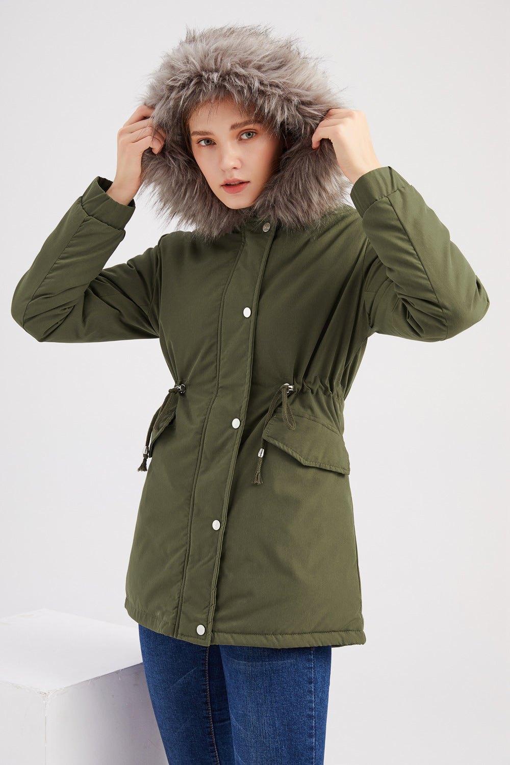 WW | Damen-Parka mit Kapuze und modernem Design