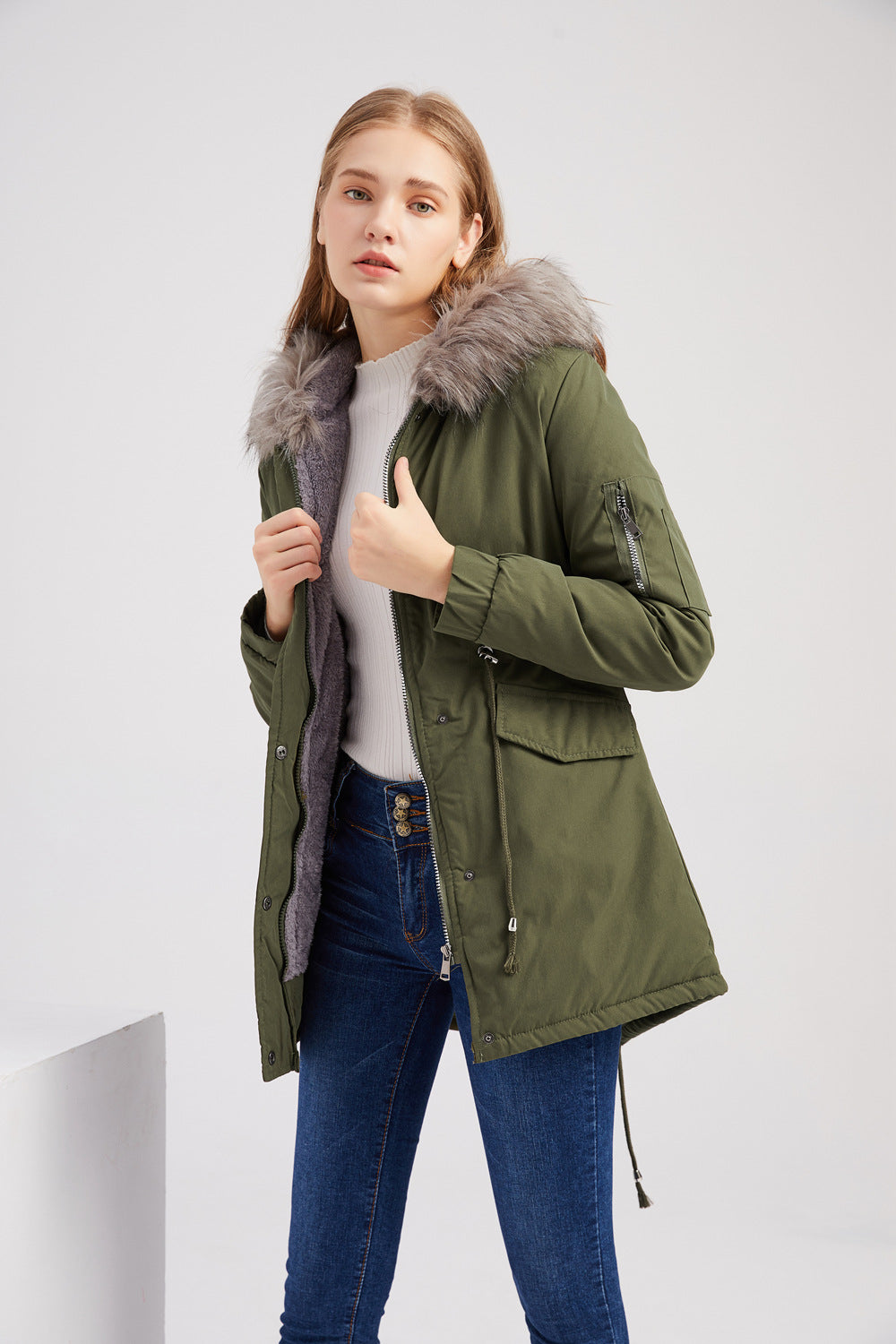 W&W Mode | Damen-Parka mit Kapuze und modernem Design