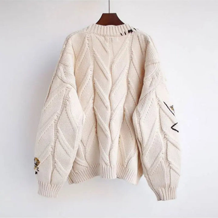 W&W Mode | Gestrickte V-Ausschnitt Damenjacke mit Stickerei