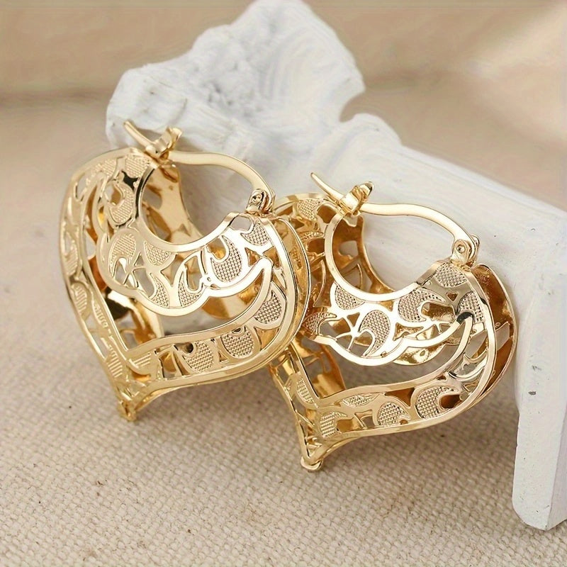 W&W Mode | 14kt Gold Romantische Herzförmige Creolen