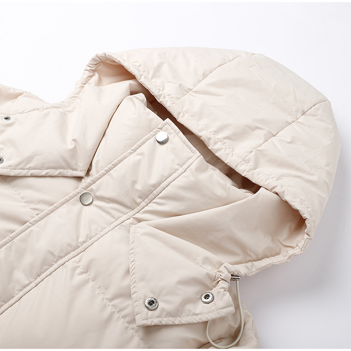 W&W Mode | Faltenmantel mit Kapuze - Stilvolle Winterkleidung