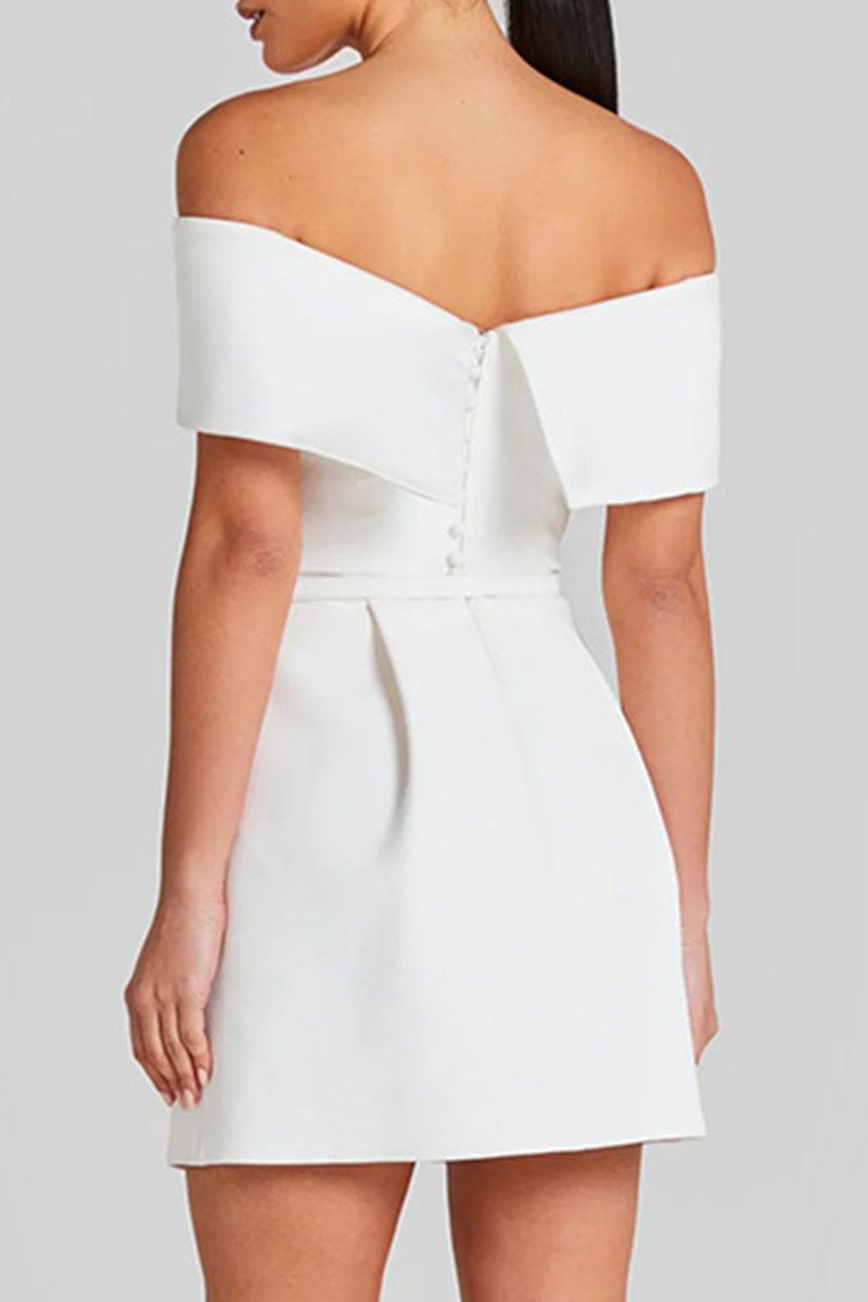 WW | Sexy Einfarbige Tasche Schnürung Off Shoulder A Linie Kleider - 3 Farben