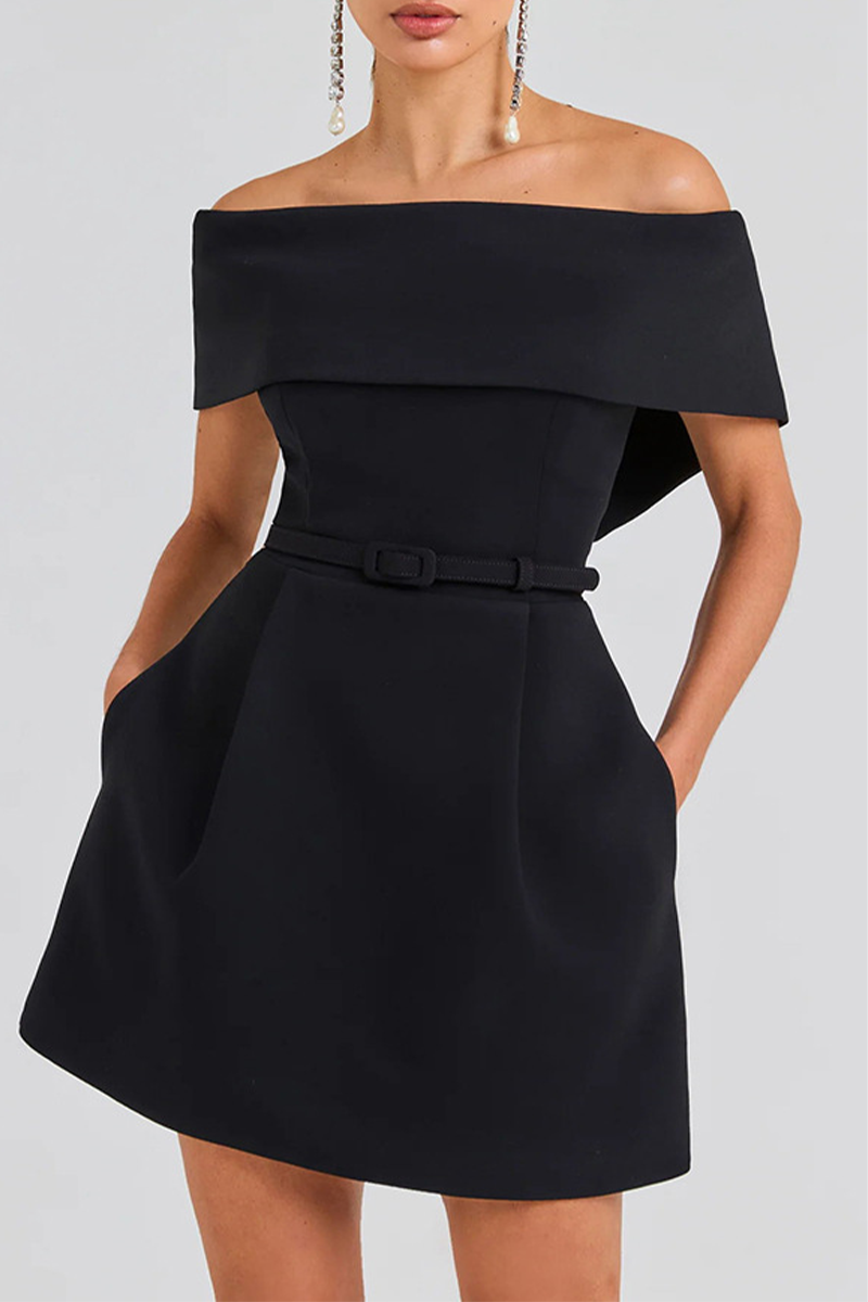 WW | Sexy Einfarbige Tasche Schnürung Off Shoulder A Linie Kleider - 3 Farben
