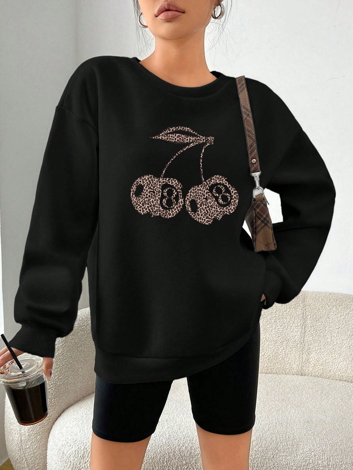 W&W Mode | Lässiges Leopard- und Kirschgrafik-Sweatshirt in Schwarz