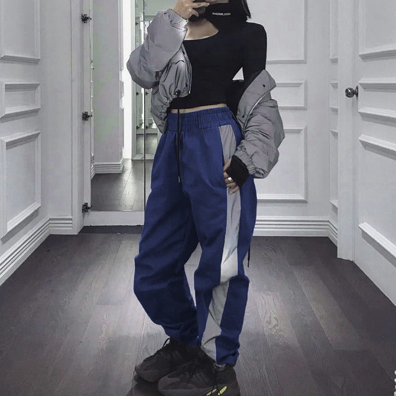 Damen Sportliches Jogginganzug mit reflektierenden Akzenten WW