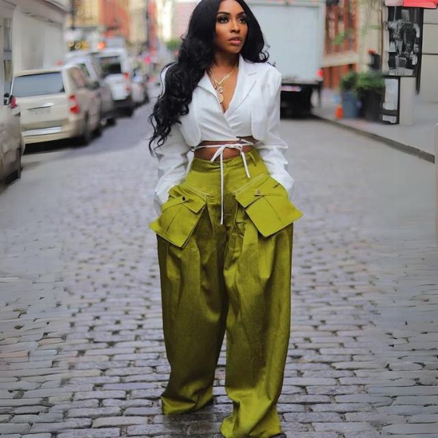 WW | Hochgeschnittene Cargohose mit Gürteldetail