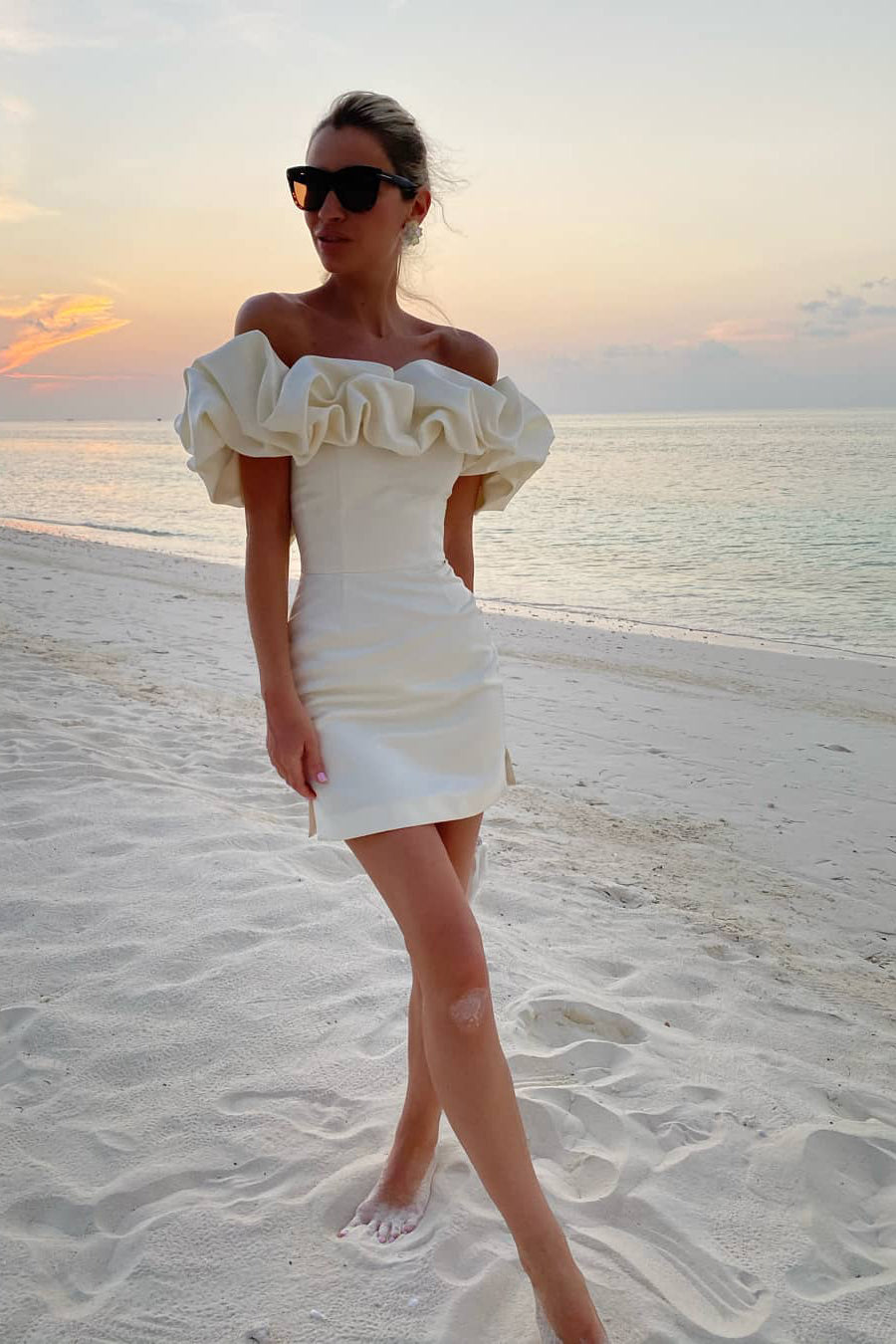 WW | Schulterfreies Minikleid Mit Rüschen