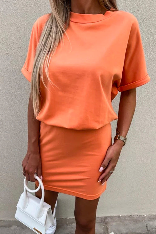WW | Rosiedress Rundhals Kurzarm Tailliertes Uni Mini Kleid