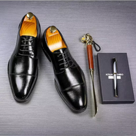 WW | Luxuriöse Leder Herrenschuhe Mit Schnürung Und Polierter Oberfläche