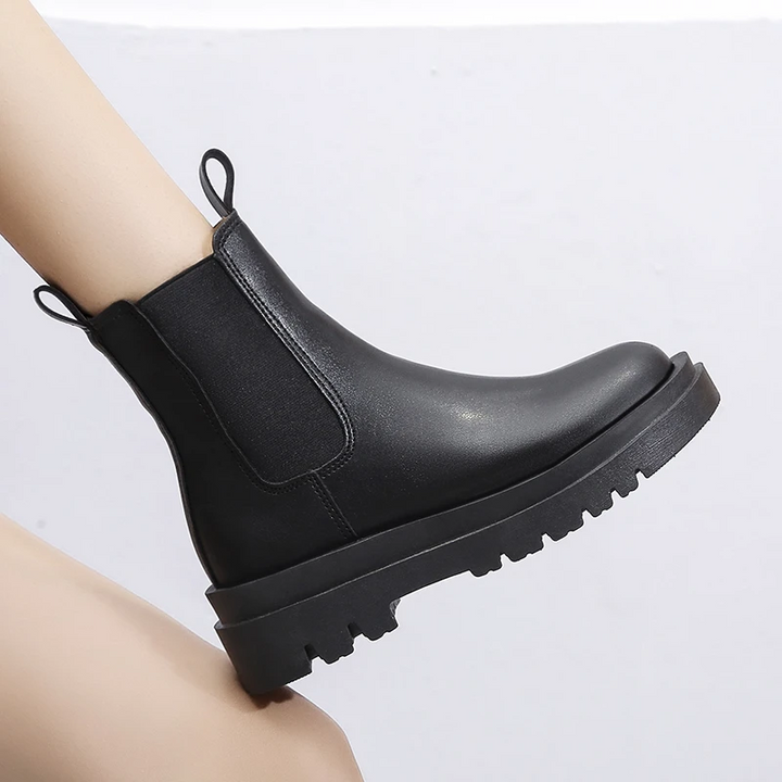 W&W Mode | Damen Chelsea Boots mit Elastischen Seiten und Zugschlaufen