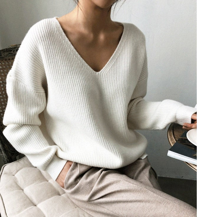 Damen Strickpullover mit tiefem V-Ausschnitt und luftiger Passform WW