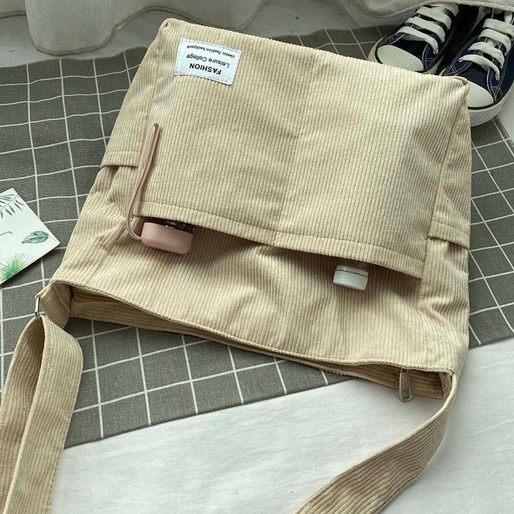 W&W Mode | Weite Corduroy Schultertasche