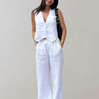 WW -  Tank-Top und High-Waist-Hosen