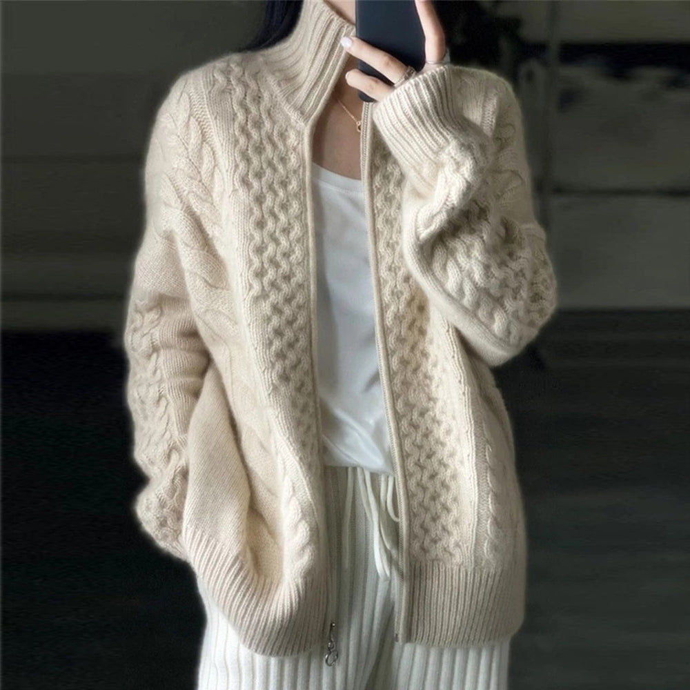 WW | Strickjacke mit hohem Halsausschnitt