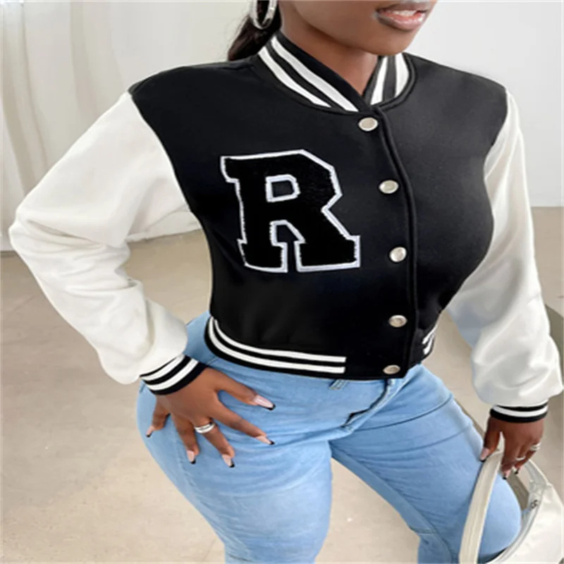W&W Mode | Varsity Bomberjack Damen, Kurzes Modell mit Buchstabenpatch und Druckknopfverschluss