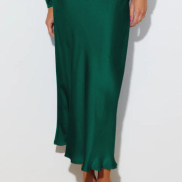 W&W Mode | Kleid Mit Langen Ärmeln Und Einem Eleganten Halsdetail