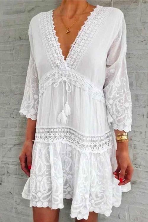 WW | Rosiedress V-Ausschnitt Spitze Besatz Quasten Schwungkleid