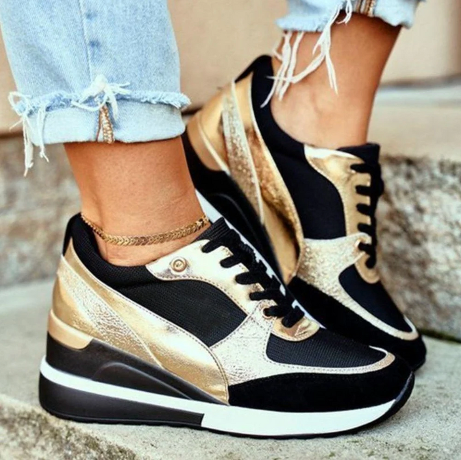 WW | Stylische Keilsneaker
