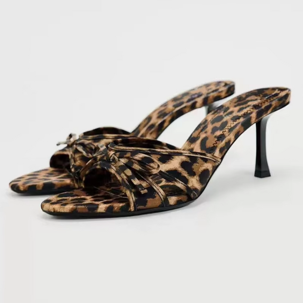 WW | High-Heeled Slippers mit Leopardenmuster
