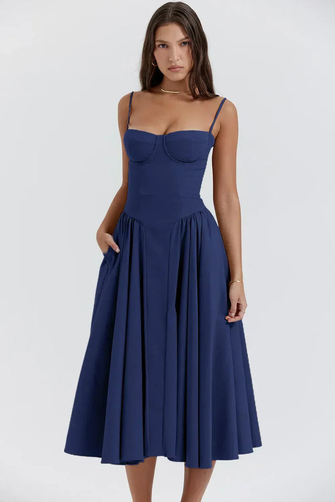 WW | Korsettangepasste Kleid