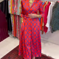 WW | Hemdkleid mit V-Ausschnitt und 3/4 Ärmeln