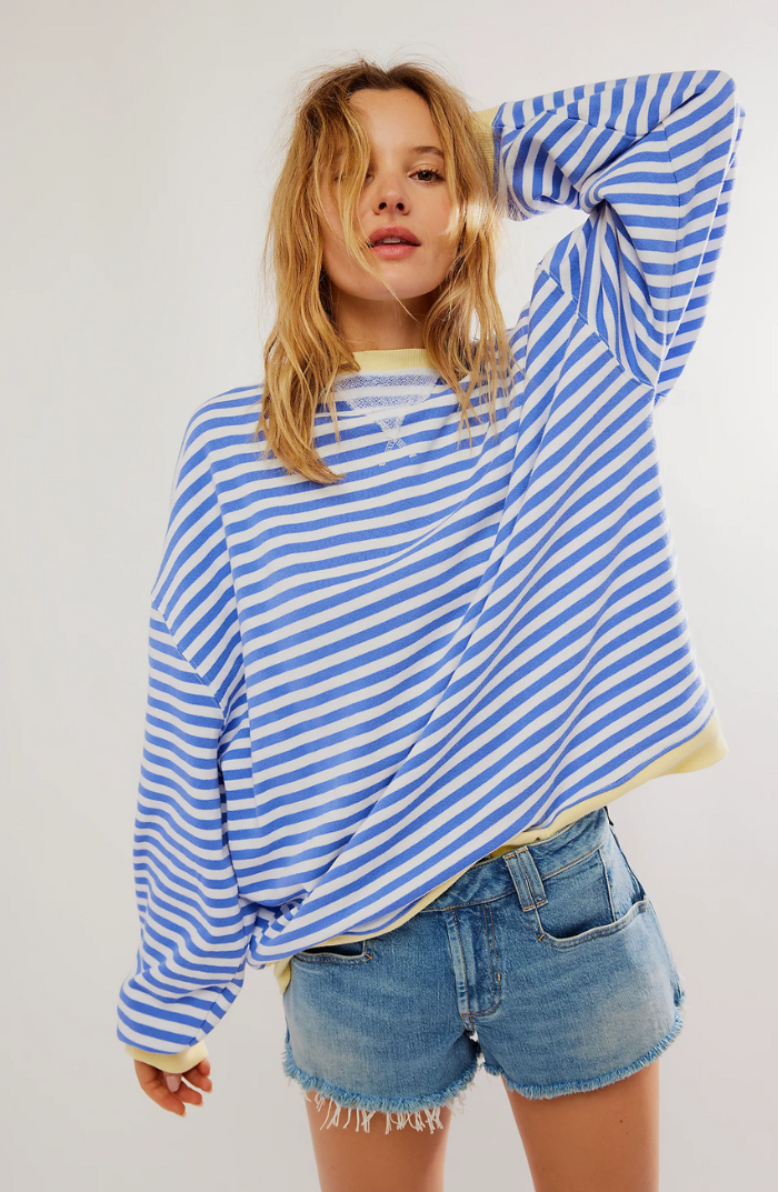 W&W Mode | Oversize Pullover mit farbenfrohen Streifen
