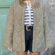 WW | Gepolsterte Jacke Damen, Leichtes Übergröße Modell Mit Taschen, Knopfverschluss