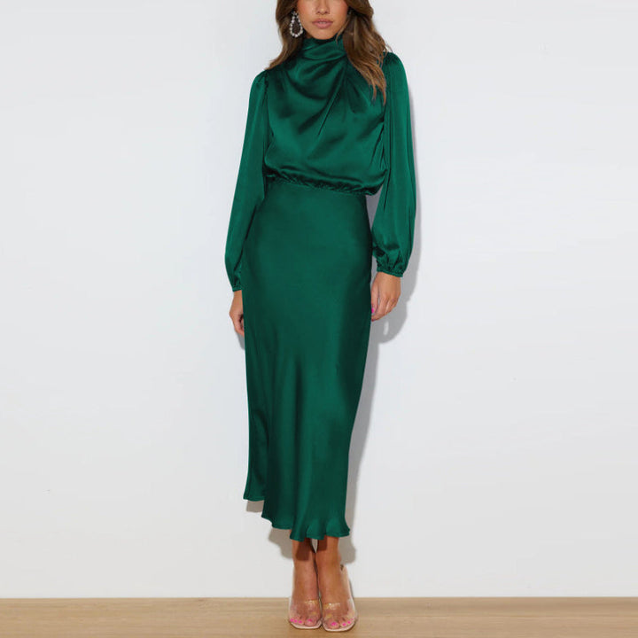 W&W Mode | Kleid Mit Langen Ärmeln Und Einem Eleganten Halsdetail