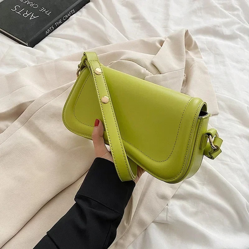 WW | Tasche Aus Veganem Leder Mit Wellenklappe Für Frauen