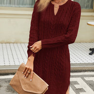 WW | Schicke Herbst-Kabel-Strickkleid mit Ausschnitt für Frauen