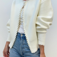 Strickjacke mit Perlmuttknöpfen