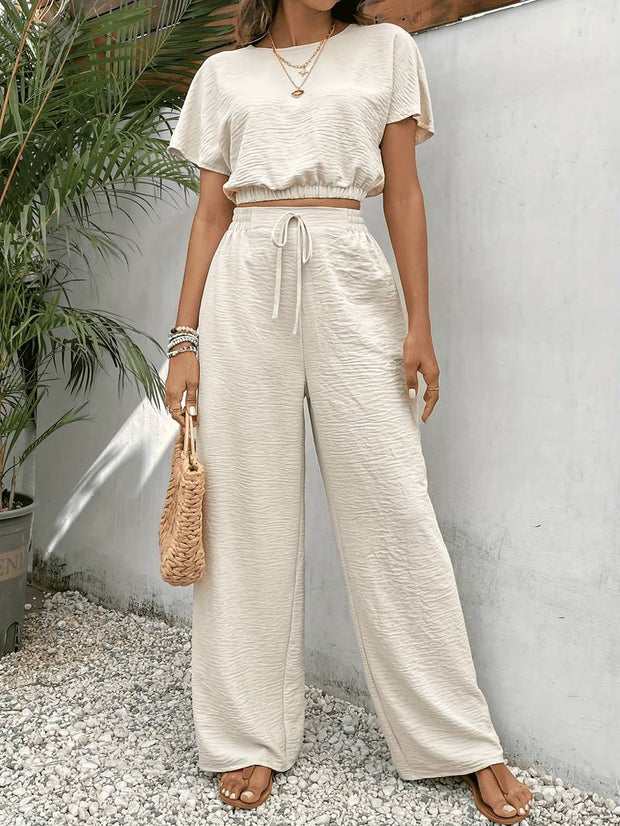 WW | Chic Crop Top T-Shirt und Hochbundhose