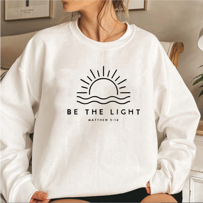W&W Mode | Be The Light Sweater - inspirierender Damensweater mit entspanntem Schnitt