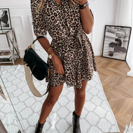 WW | Wickel vorne Kurzarm Mini Kleid