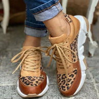 WW | Bequeme Leoparden Sneakers