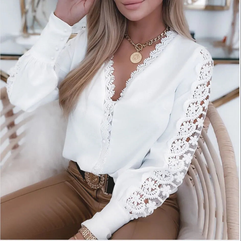 W&W | Elegante weiße Damenbluse im 2024-Stil