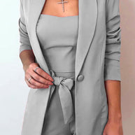 WW | Rosiedress Quadratkragen-Oberteil und Ein-Knopf-Cardigans Taillierte Shorts Drei Teile