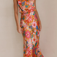 WW - Blumiges Maxikleid mit Neckholder