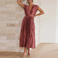 WW | Elegante Maxi Kleid Mit V-ausschnitt Und Falten