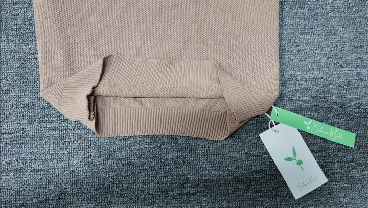 W&W Mode - Goldfarbener einfarbiger Pullover mit Rundhalsausschnitt