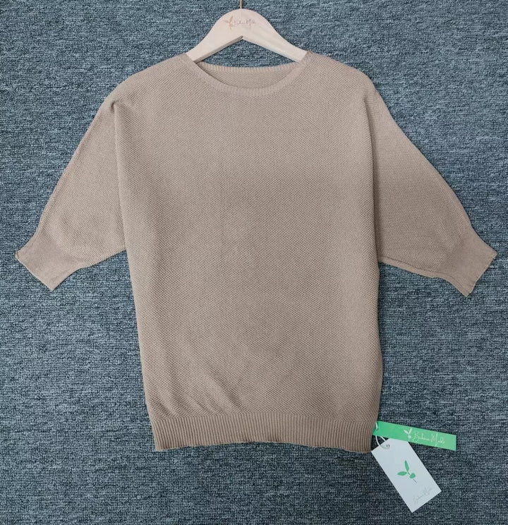 W&W Mode - Goldfarbener einfarbiger Pullover mit Rundhalsausschnitt
