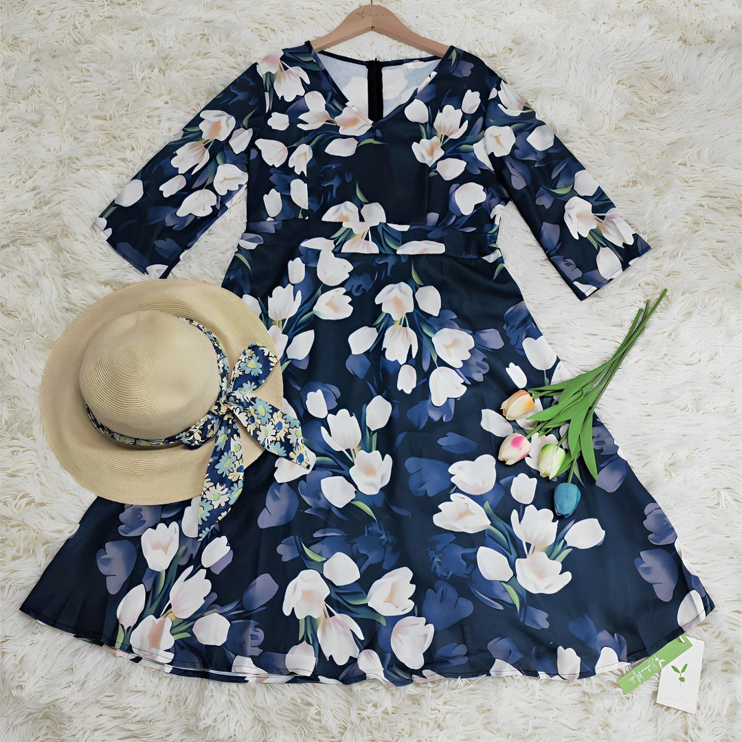 W&W Mode | Blumen-Sifonk-Kleid mit weitem V-Ausschnitt