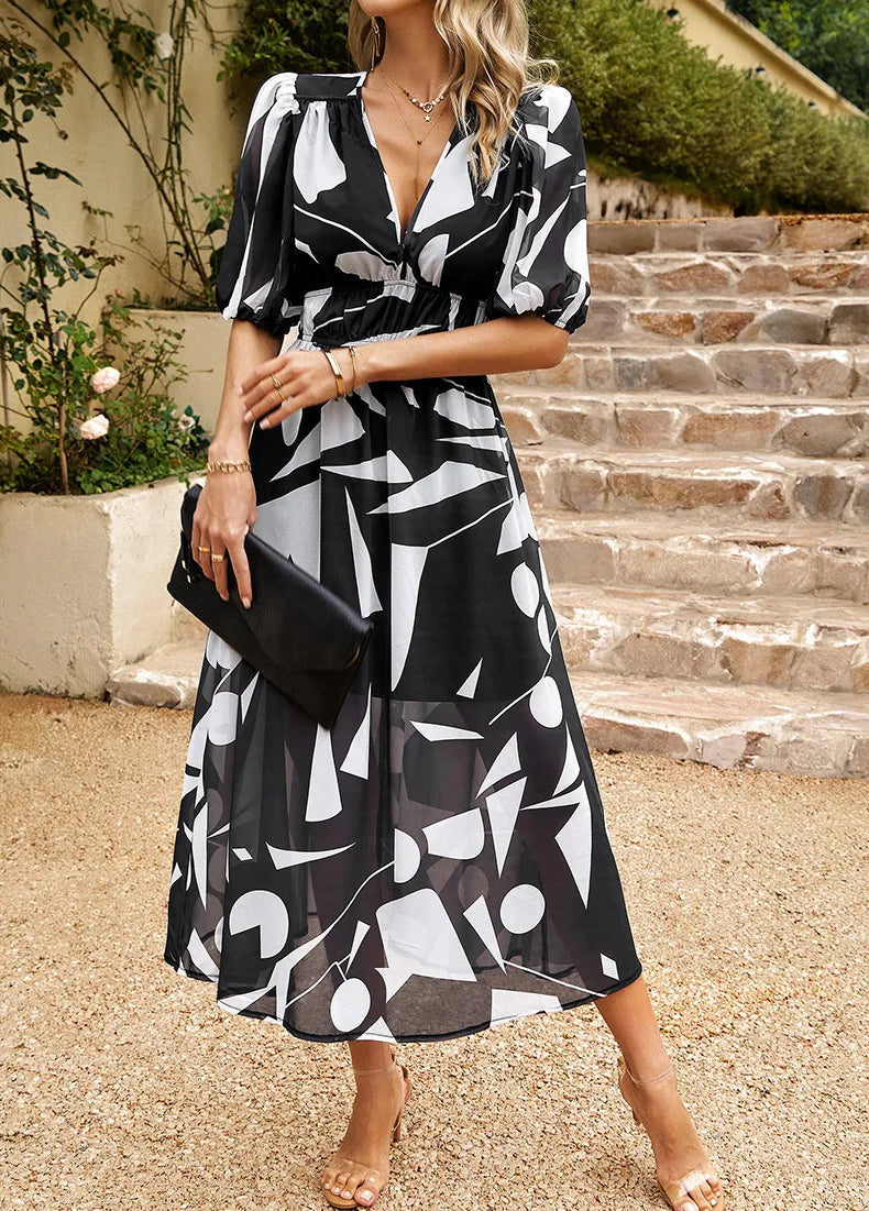 Elegantes buntes Kleid