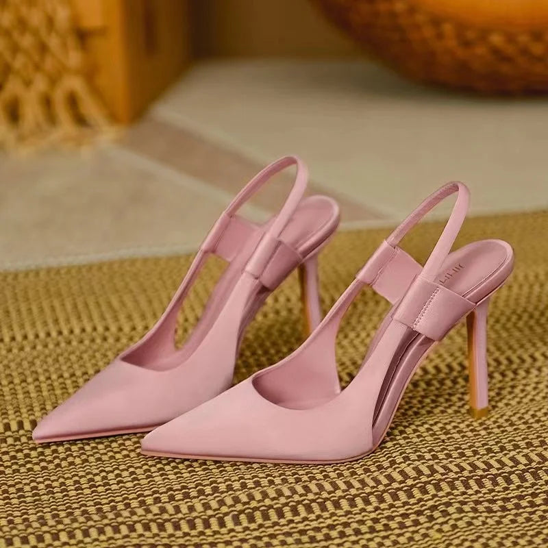 WW | Elegante Slingback Pumps