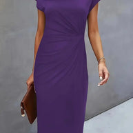 WW | Stilvolles Schmales Kleid Mit Rundhalsausschnitt