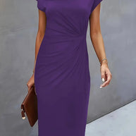 WW | Einfarbiges Rundhalskleid mit Rundhalsausschnitt